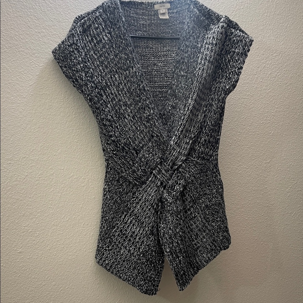 Chic Black and Gray Women's Sweater blouse